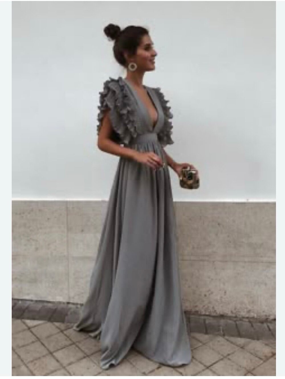 Gray V-NECK BEAUTIFUL FLOWING MAXI DRESS.   NWOT